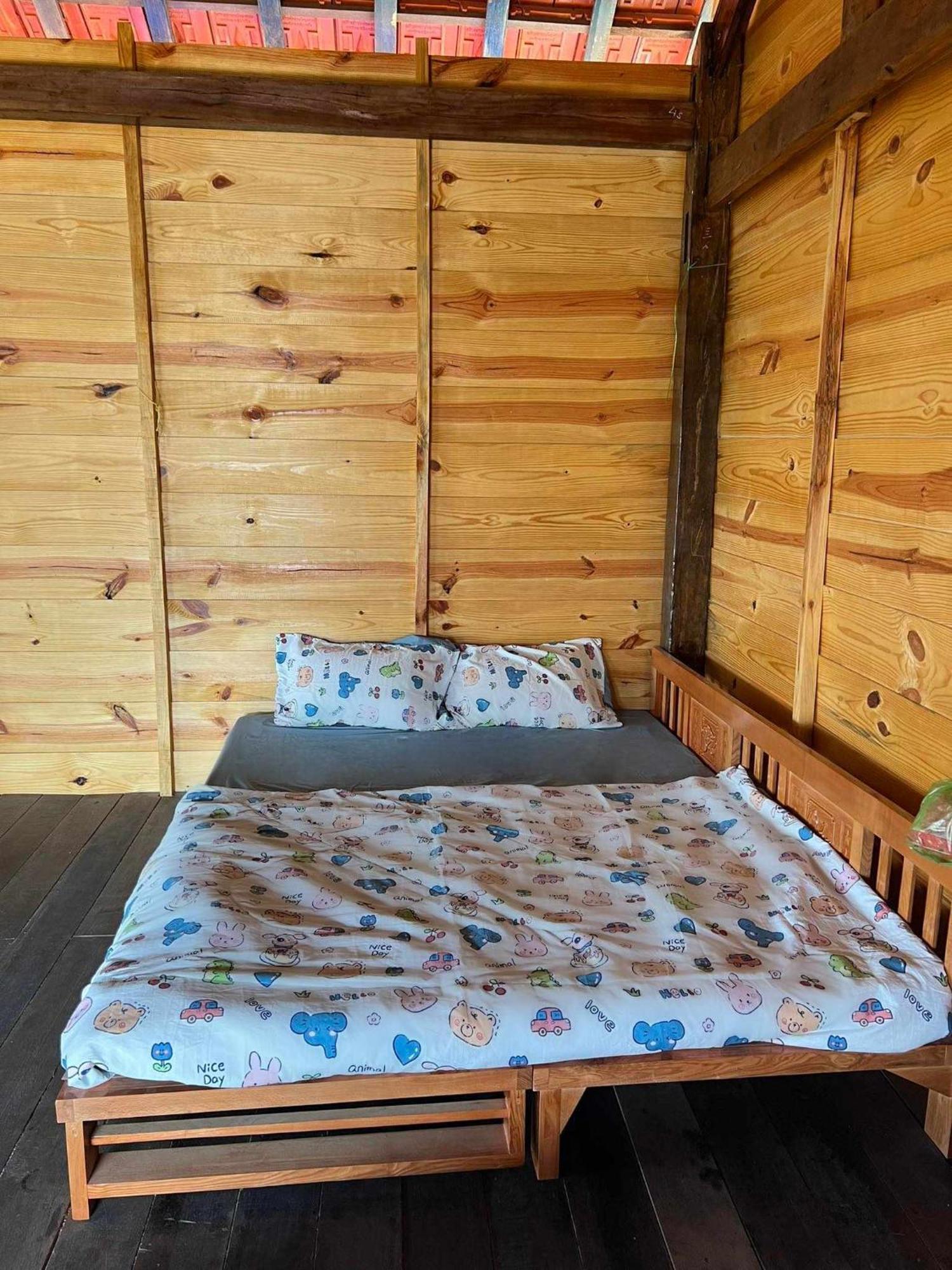 Farm Co Chu Tuan Ha Bed & Breakfast ดาลัด ภายนอก รูปภาพ